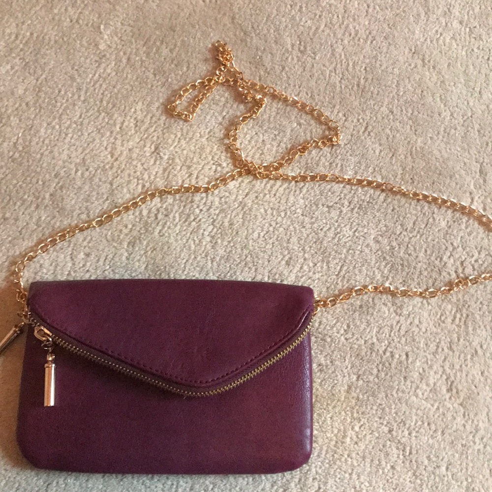 Cross body plum bag